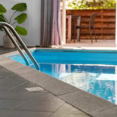 With Pool In Scenic Surroundings Сasa de vacaciones *